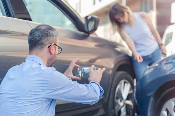 Professional High Risk Auto Insurance technician working in Sidney, IL